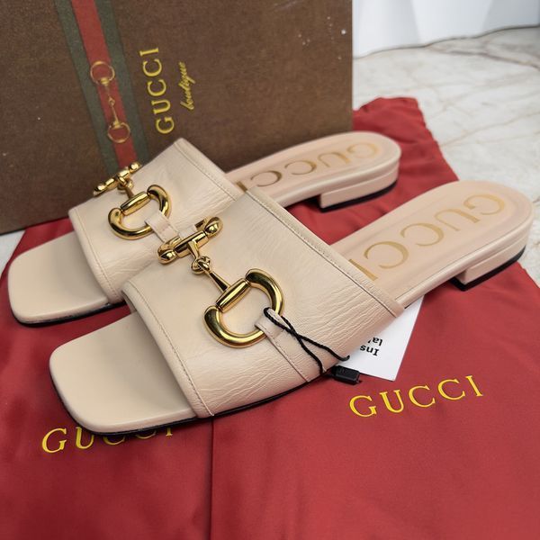 Horsebit Logo Sandal Flat Beige Leather