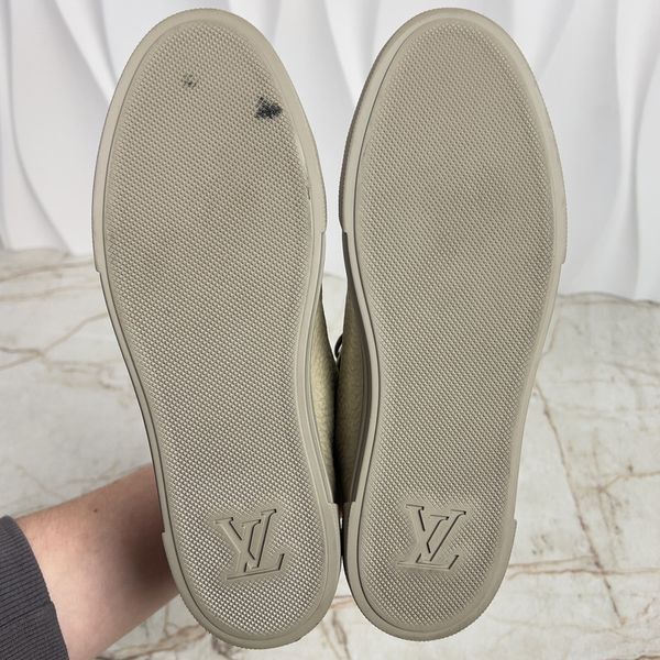 Punchy Sneaker Perforated LV Beige Nubuck