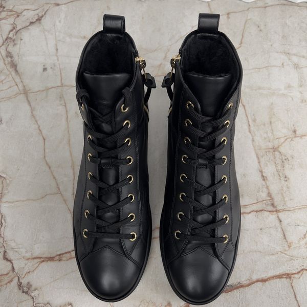 Stellar Circle Logo LV Sneakers Black Leather Fur