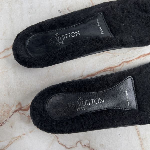 Stellar Circle Logo LV Sneakers Black Leather Fur