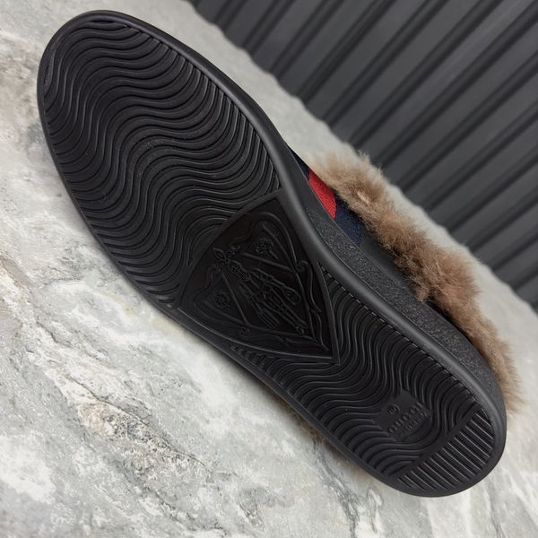 Ace Web Bee Embroidered Sneaker Black Fur Leather