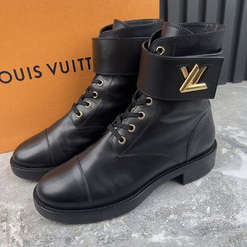 Wonderland Ranger Boots Twist Logo Cap Toe Black Leather