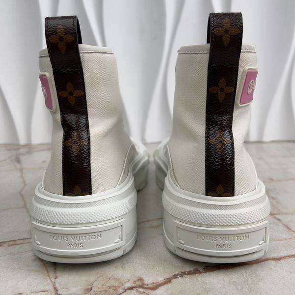 LV Squad Monogram кросівки високі білі з канви 3762 фото