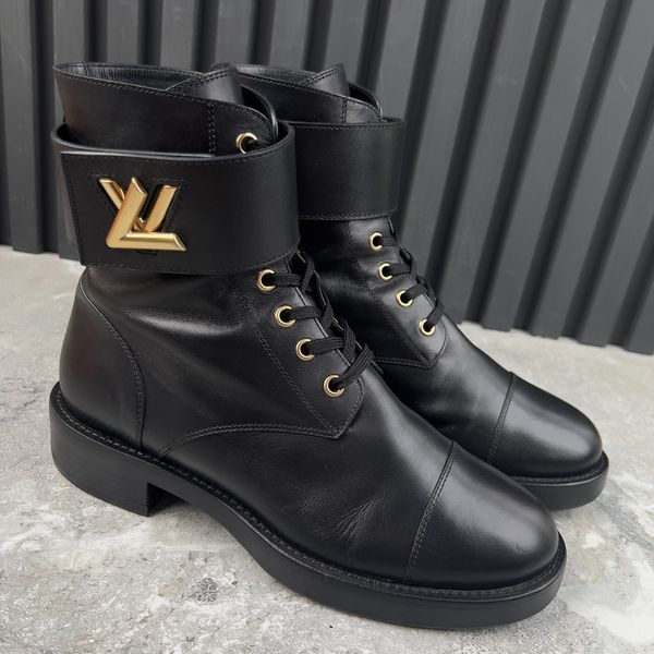 Wonderland Ranger Boots Twist Logo Cap Toe Black Leather