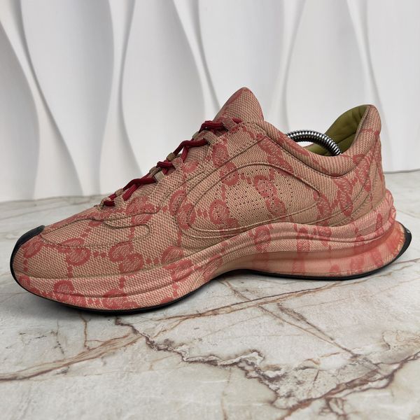 Run Interlocking GG Supreme Red Sneaker Canvas