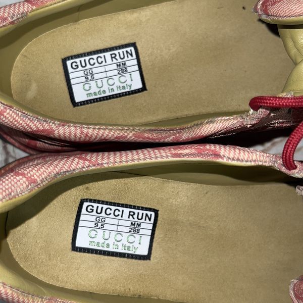 Run Interlocking GG Supreme Red Sneaker Canvas