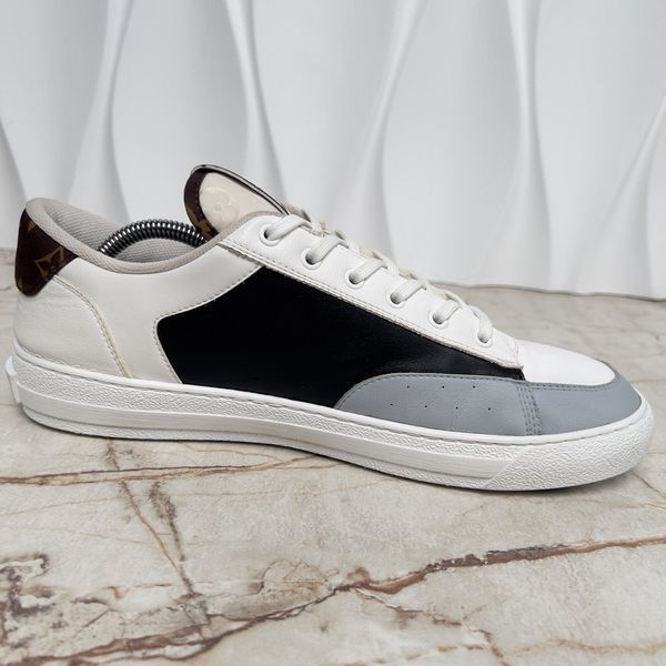 Charlie Sneaker White Leather