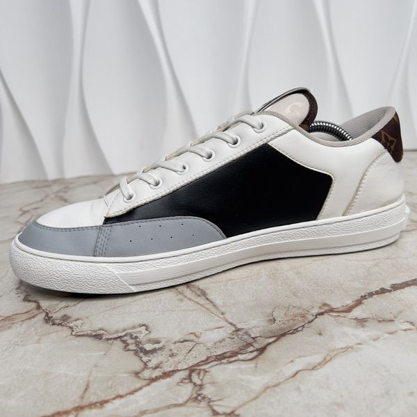 Charlie Sneaker White Leather