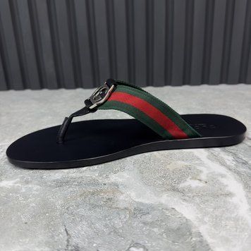 Web GG Buckle Thong Sandals Black Leather