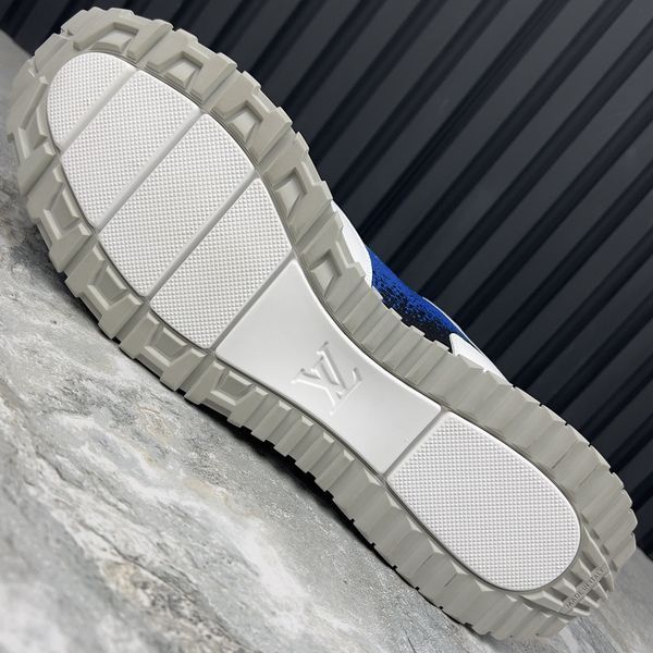 Run Away Sneakers White Leather