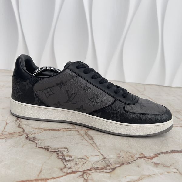 Rivoli Sneakers Monogram Eclipse Gray Canvas