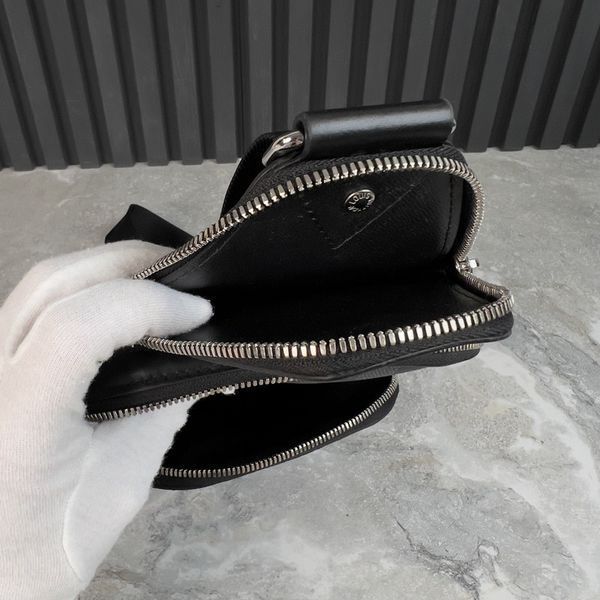 Avenue Damier Graphite Canvas Slingbag