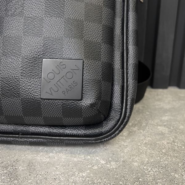 Avenue Damier Graphite Canvas Slingbag
