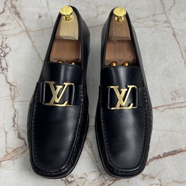 Montaigne Logo LV Loafers Black Leather