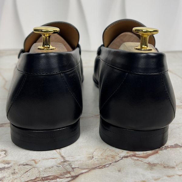 Montaigne Logo LV Loafers Black Leather