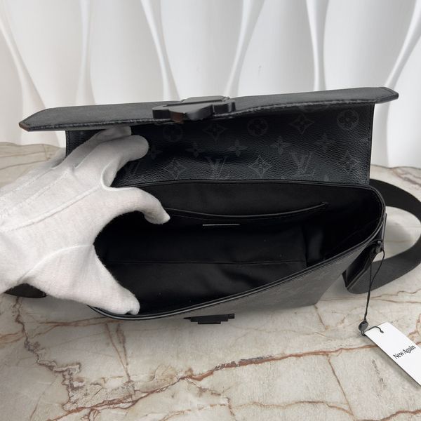 Louis Vuitton S-Cape Messenger Bag Monogram Eclipse Canvas