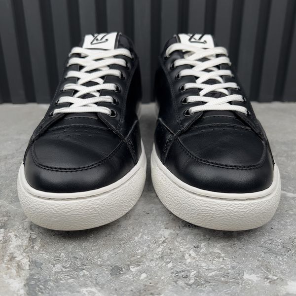 Charlie LV Logo Sneakers Black Leather