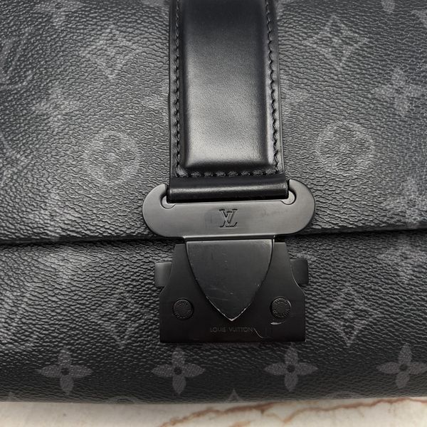 Louis Vuitton S-Cape Messenger Bag Monogram Eclipse Canvas