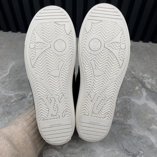Charlie LV Logo Sneakers Black Leather
