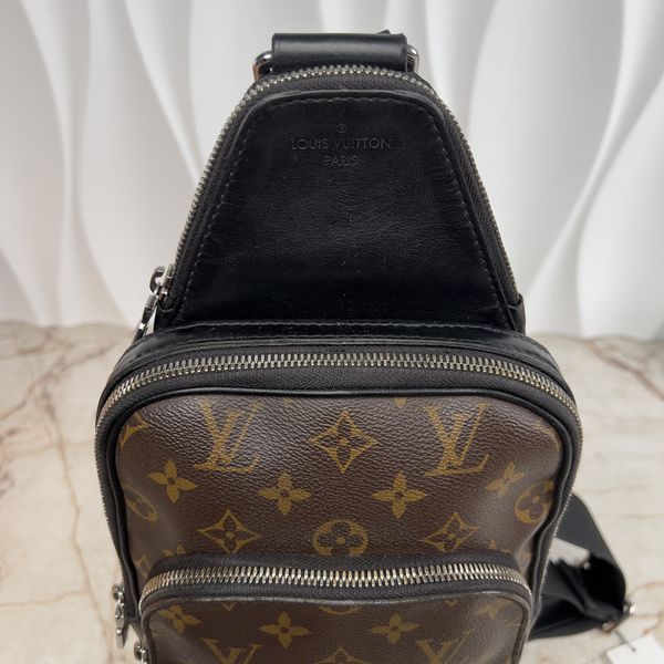 Avenue Monogram Macassar LV Canvas Slingbag