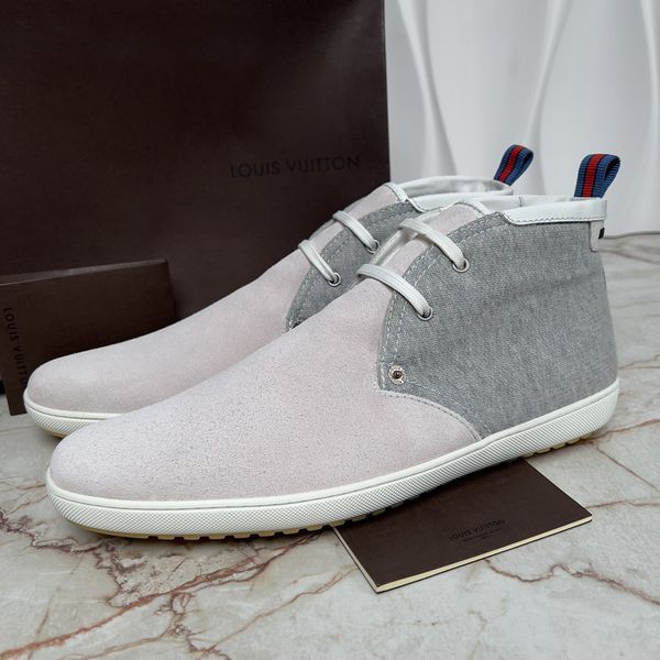 Limited Edition Boots White Suede