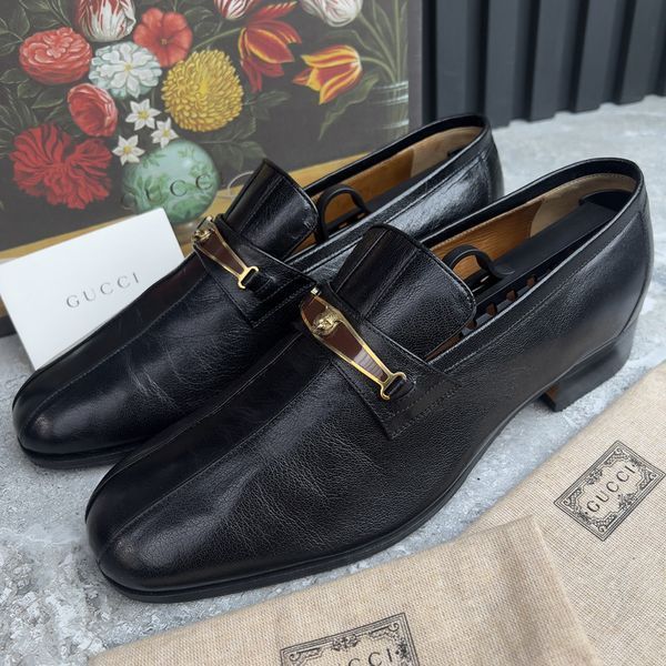Tiger Embellished Loafers Black Leather