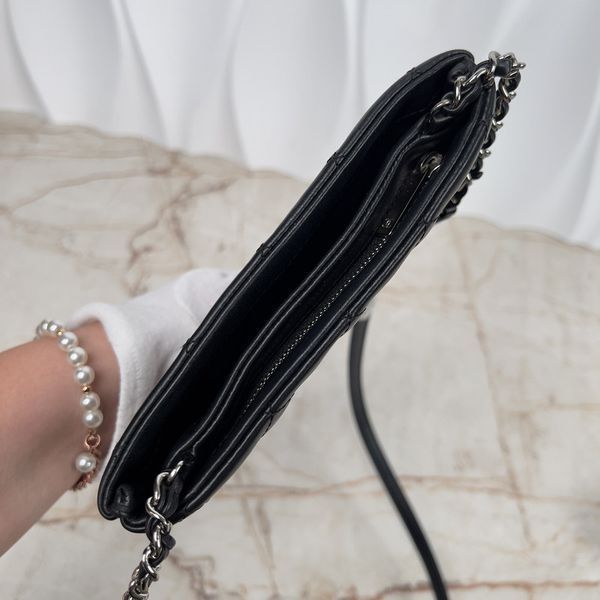 Uniform Lambskin Quilted Crossody Bag Leather