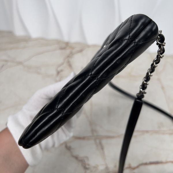 Uniform Lambskin Quilted Crossody Bag Leather