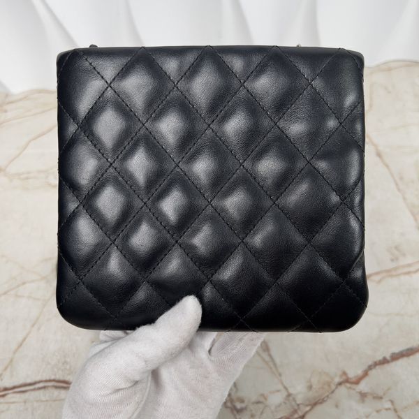Uniform Lambskin Quilted Crossody Bag Leather