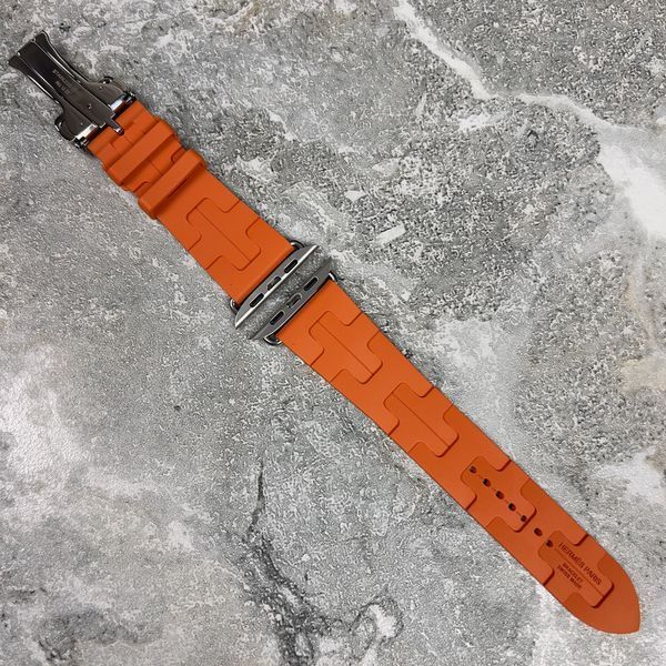 Apple Buckle Kilim ремінець для годинника помаранчевий силіконовий 46mm 016 фото