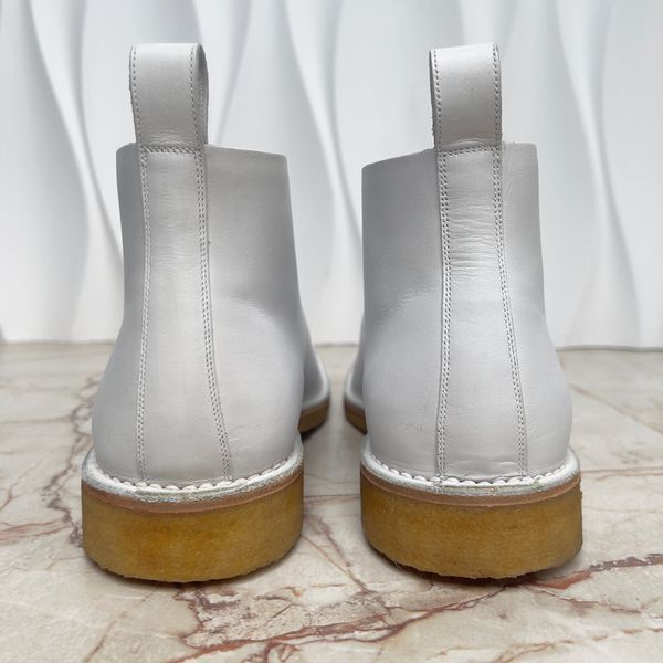 Desert Boots White Leather