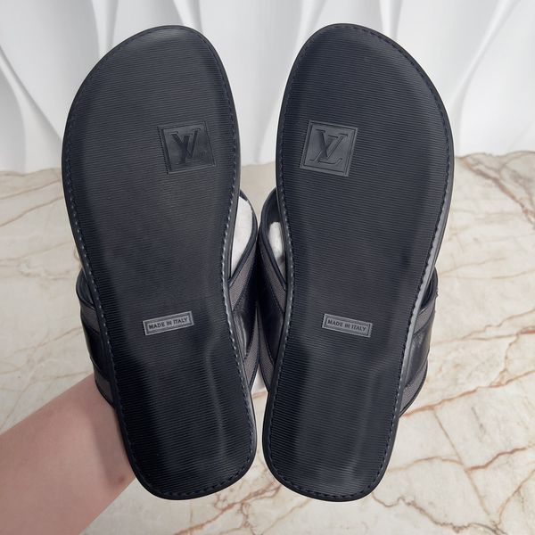 Thong Sandals Logo Blue Leather