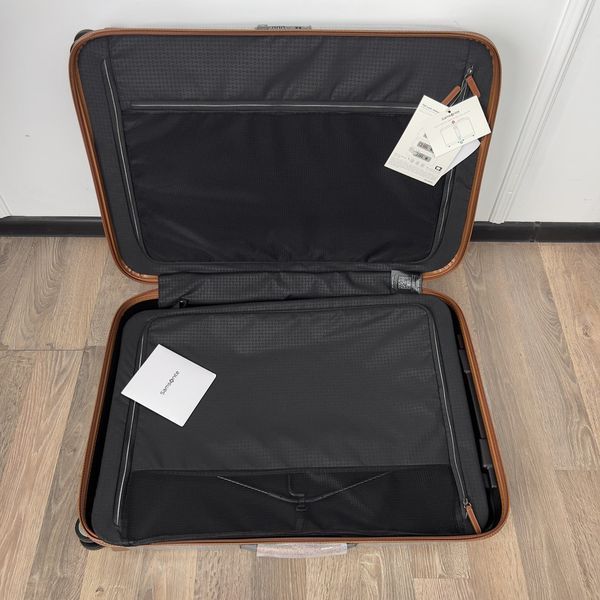 Lite Cube DLX Curv Spinner 55/20 and NEW 76/28 Suitcase With Lite DLX Case