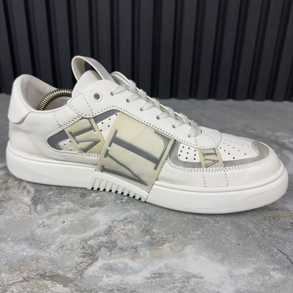 Sneakers White Leather