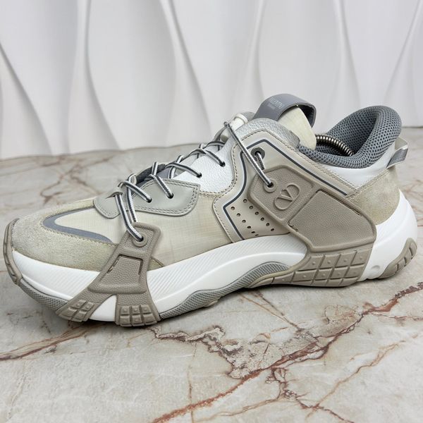Wod Panelled Sneakers Off White Leather