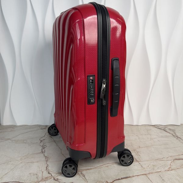 Валіза Cosmolite Cabin Strict Spinner 55/20 FL2 кольору Bright Pink 4134 фото
