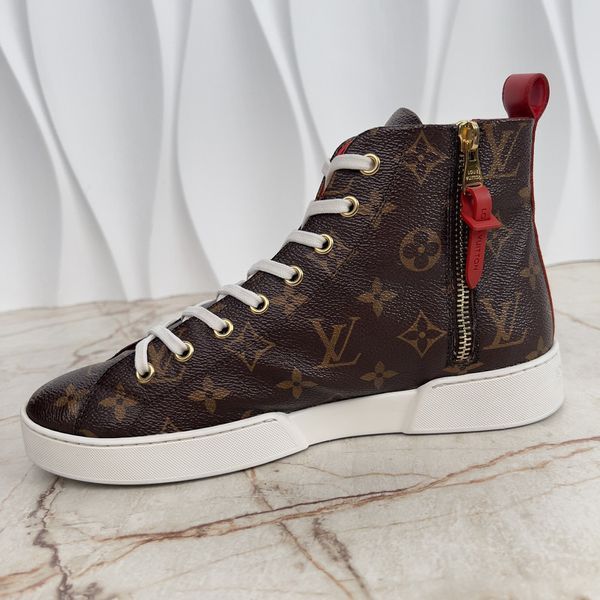 Stellar Monogram Sneaker Brown Canvas