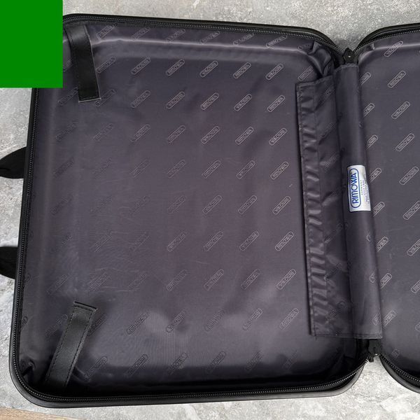 Bolero Glossy Flight бізнес-сумка чорна з полікарбонату та нейлону 3920 фото