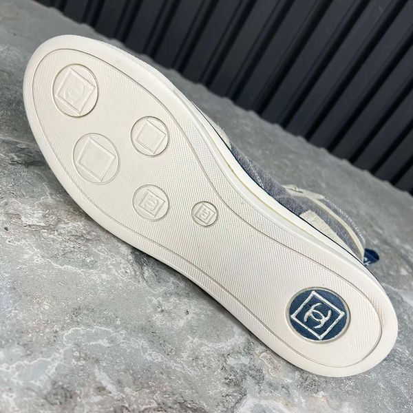 Resort Logo CC Sneakers Beige Blue Suede Denim