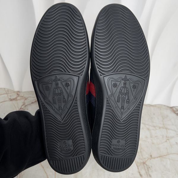 Gucci Ace Web Bee кросівки чорні шкіряні із вишивкою 3032 фото