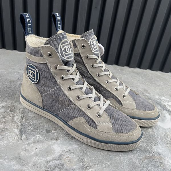 Resort Logo CC Sneakers Beige Blue Suede Denim
