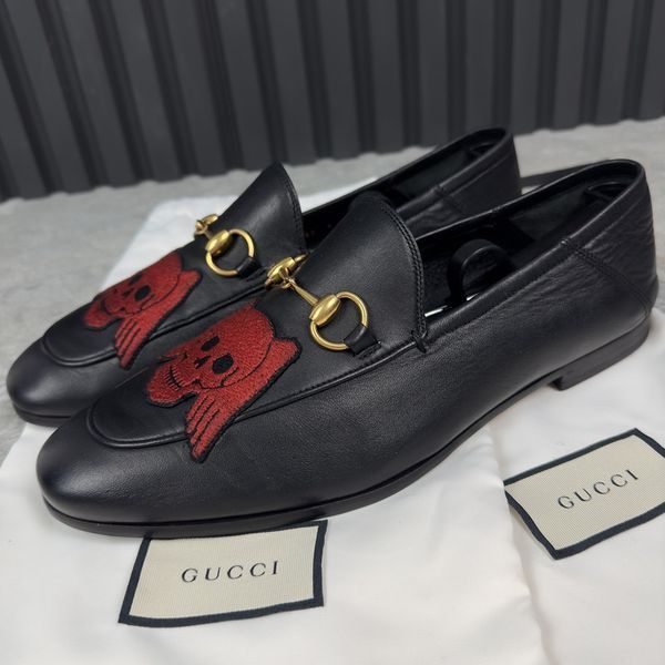 Jordaan Horsebit Skull Embroidered Loafer Black Leather