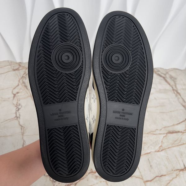 Rivoli Monogram кросівки шкіряні чорно-білі 3240 фото