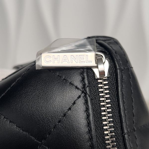 Uniform Belt Bag Black Matelasse Lambskin