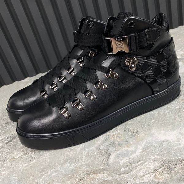 Sneakers High Top Black Leather