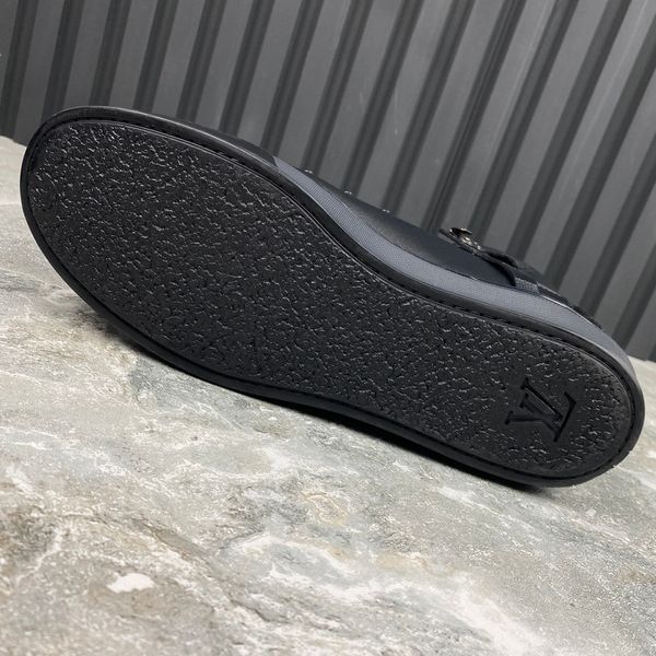 Sneakers High Top Black Leather