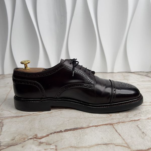 Medallion Cap Toe класичне взуття броги коричневі шкіряні Shell Cordovan 3828 фото