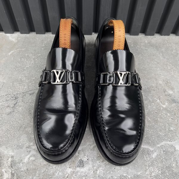 LV Major Loafers Black Glazed Leather