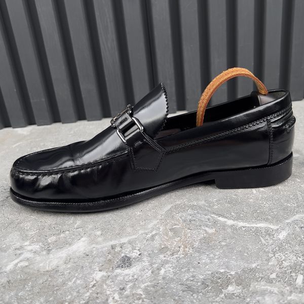 LV Major Loafers Black Glazed Leather