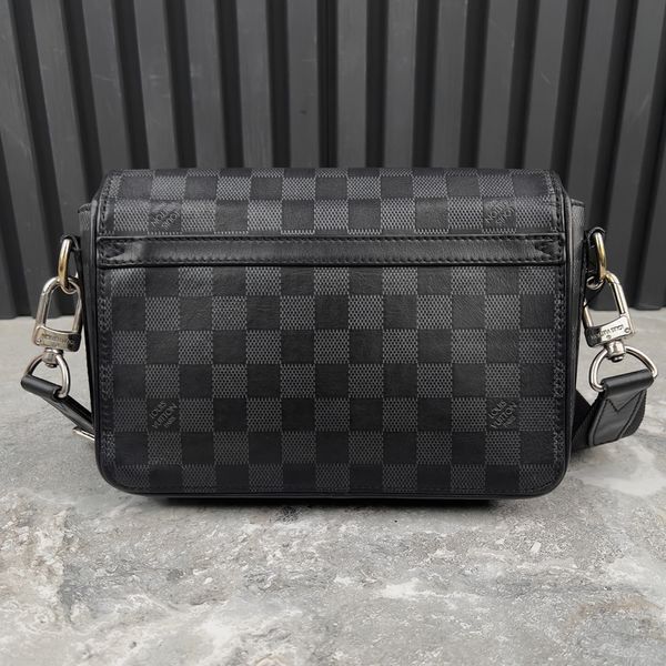 Studio Onyx Damier Infini сумка месенджер чорна шкіряна 3938 фото